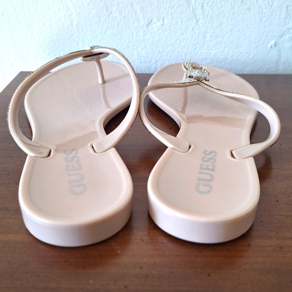 GUESS Cream Women's Sandals Flip Flops Size 7 - Picture 6 of 8